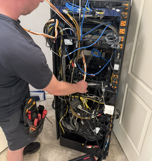 Control 4 system with messy rack